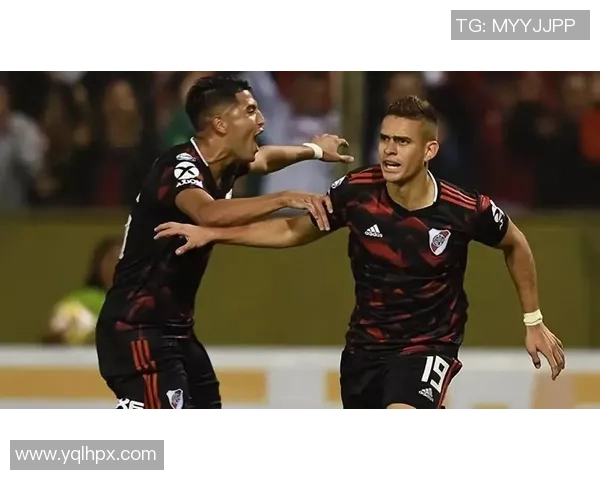 克鲁塞罗与河床对决结果揭晓比赛精彩瞬间回顾