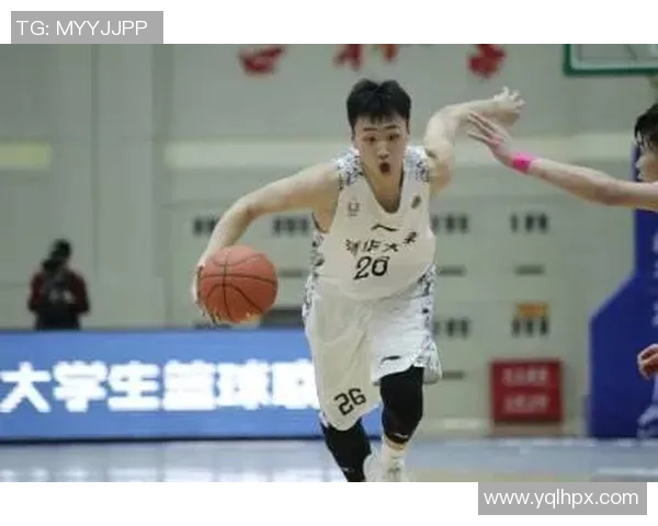 王泉泽的篮球之路从校园到职业赛场的成长与挑战 王泉泽的篮球之路从校园到职业赛场的成长与挑战