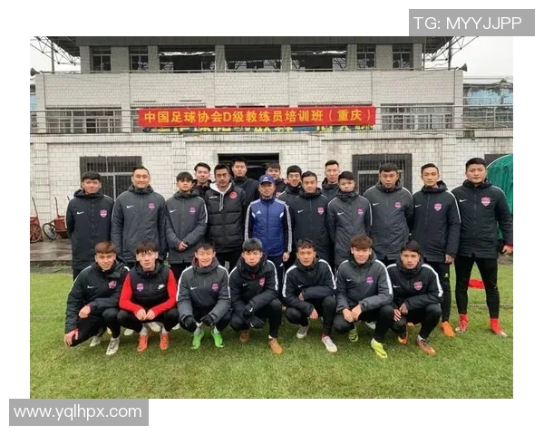 团结一心共筑梦想成都足球队的团队协作与拼搏精神探讨